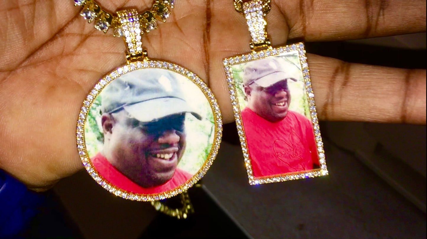 ROYAL PENDANTS